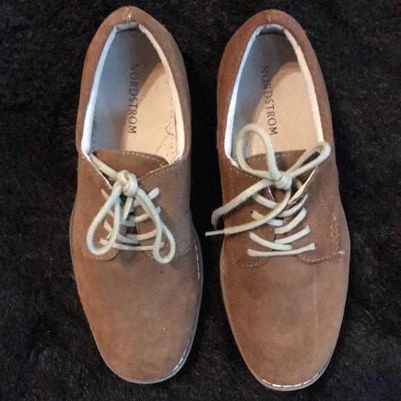 NORDSTROM BROWN LEATHER SHOES - Picture 5 of 6